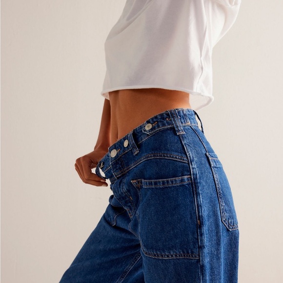 Free People We The Free Palmer Cuffed Jeans in Tunnel Vision - Picture 4 of 8